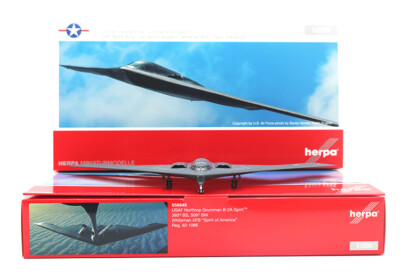 Herpa 1/200 Spirit of America B-2A Phantom Bomber 82-1066 Finished