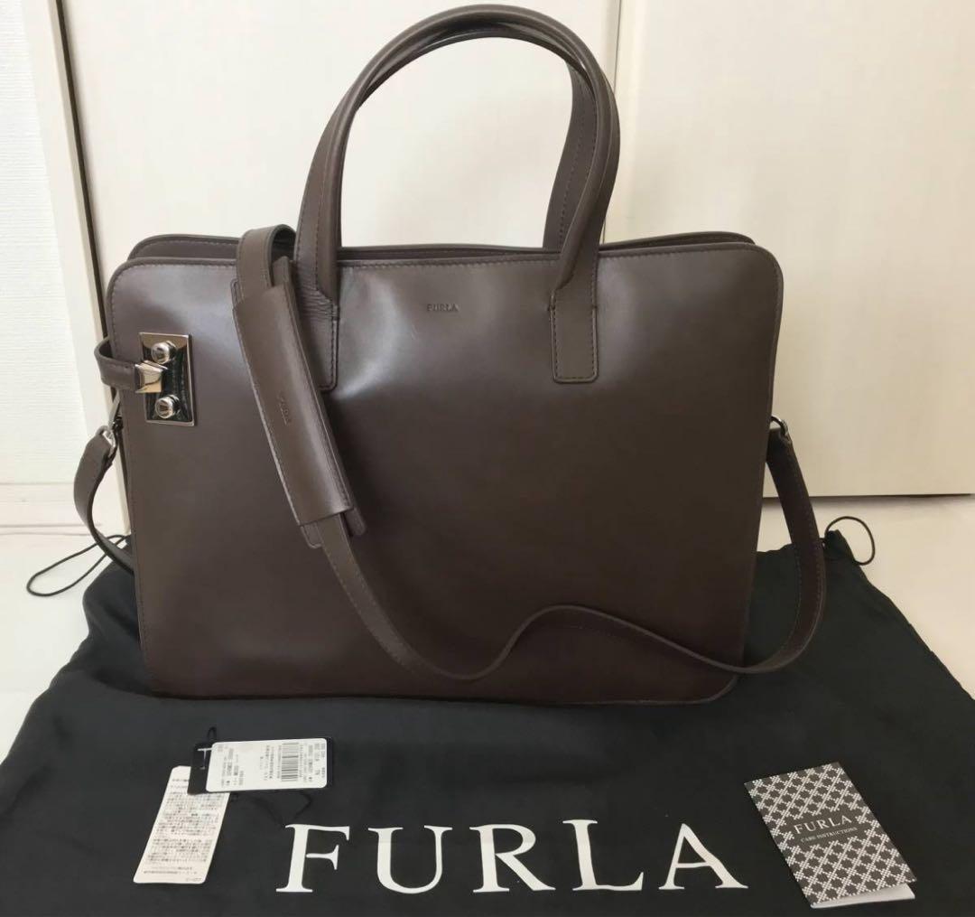 極美品★FURLA(フルラ)ブリーフケース★正規品101,200円(イタリア製) furla-mb00117-ax0732-o6000-