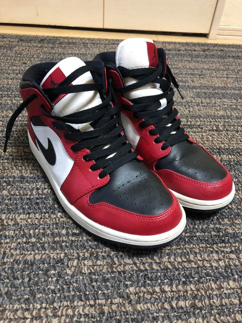 NIKE エアジョーダン1 シカゴ ブラックトゥ　27.5センチ NIKE（ナイキ） AIR JORDAN 1 エアジョーダン1 シカゴ ブラック トゥ