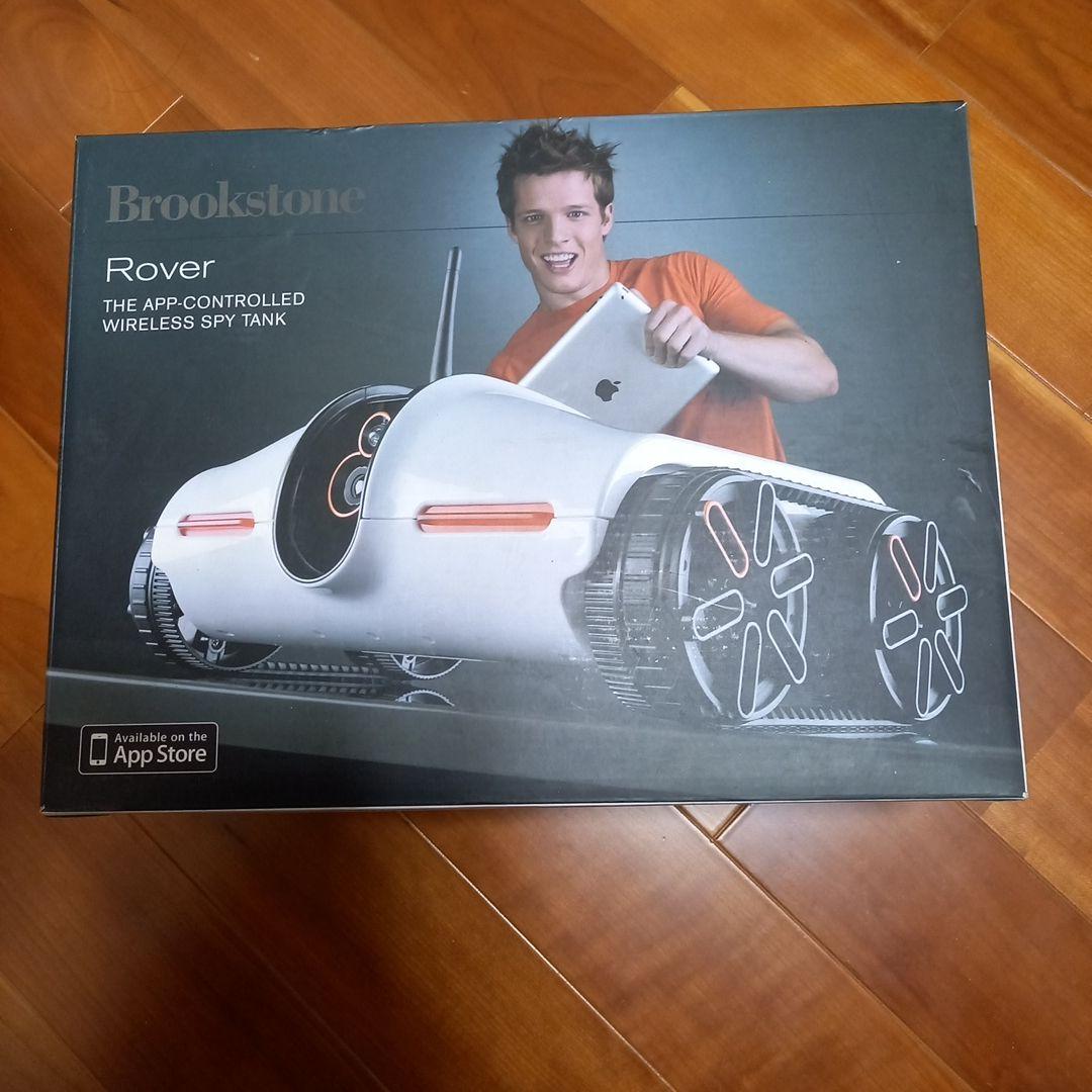 ワイヤレスタンク　Brookstone Rover Review: Brookstone Rover 2.0 App-Controlled Wireless Spy Tank