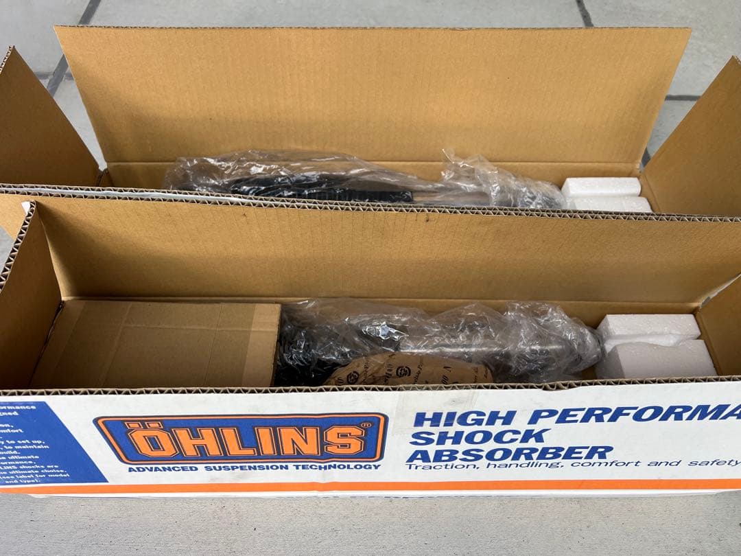 オーリンズ Type NS ショートストローク ハイエース KDH200V用 OHLINS（オーリンズ） DFV Type NS ノーマル形状ショートストローク