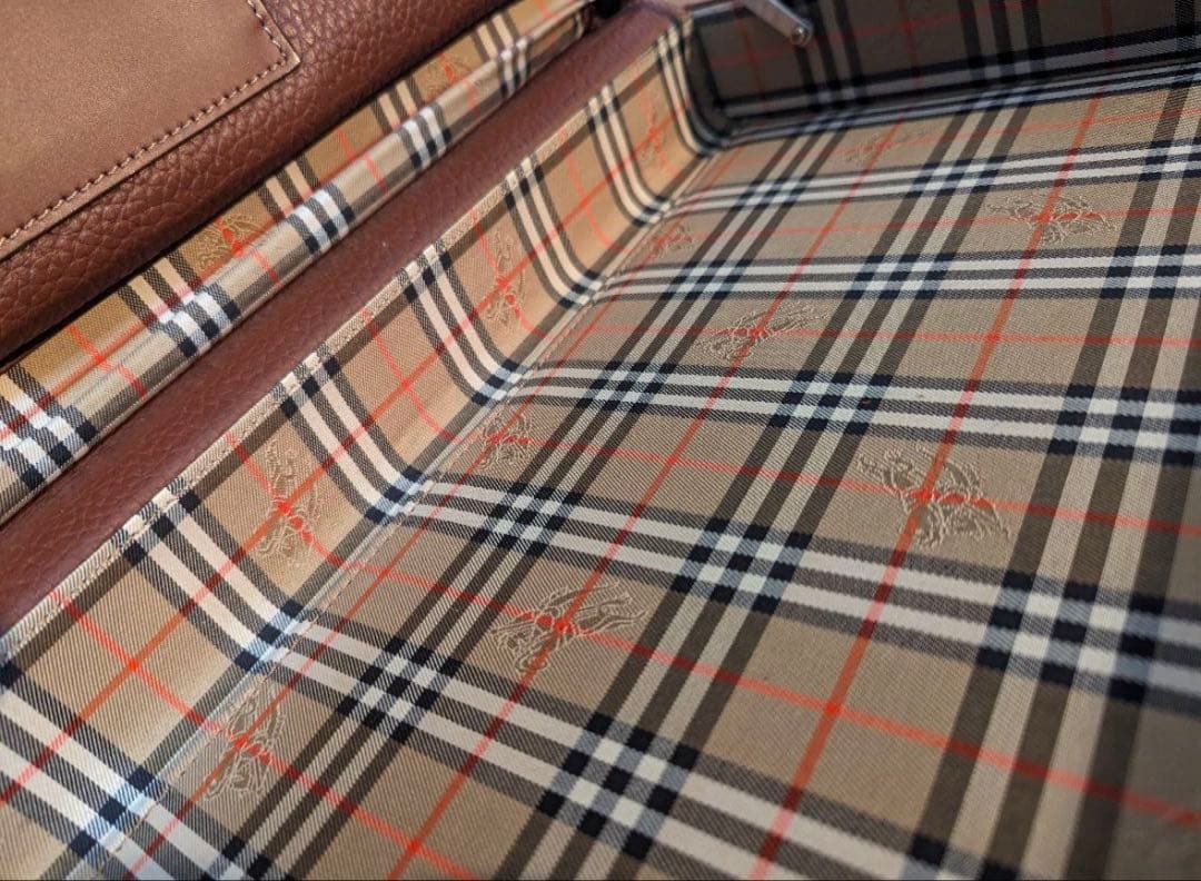 Burberry アタッシュケース ダレスバッグ ノバチェック