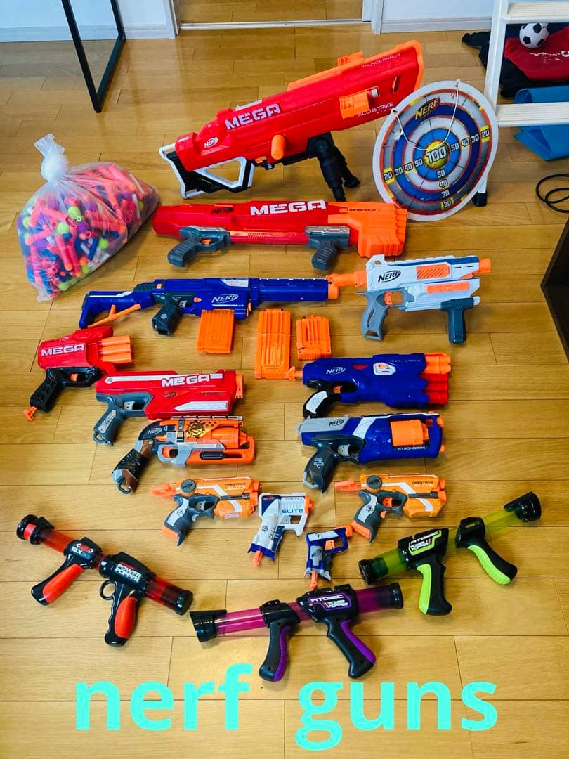 Nerf Mega トイガン セット 14点以上 弾丸ターゲット付き Nerf-N-Strike-HotShock-Red-